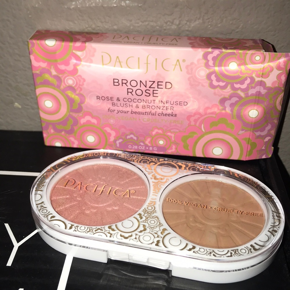 BRAND NEW BLUSH AND BRONZER DUO